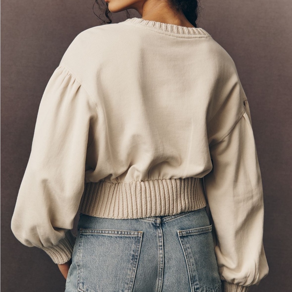 Chic Cream Women's Crop Top - Picture 3 of 8